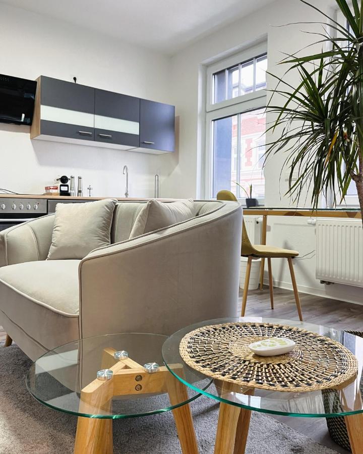 Aur Place Hell&zentral X Arbeitsplatz Kingsize Bett Kaffee Wlan & Netflix - Perfekt Fur Business & Paare * Magdeburg